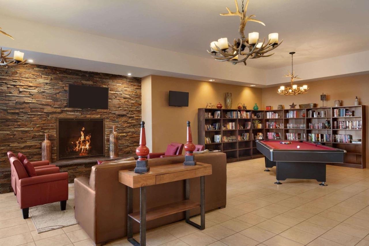 Bakken Airport Xwa Hotel & Studios Williston Zewnętrze zdjęcie